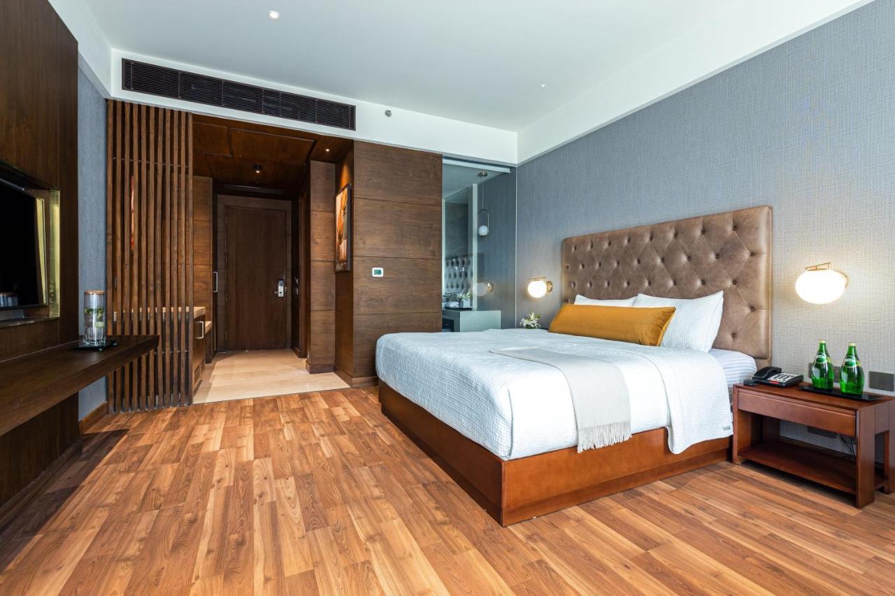 Wyndham Chandigarh Mohali Exterior foto