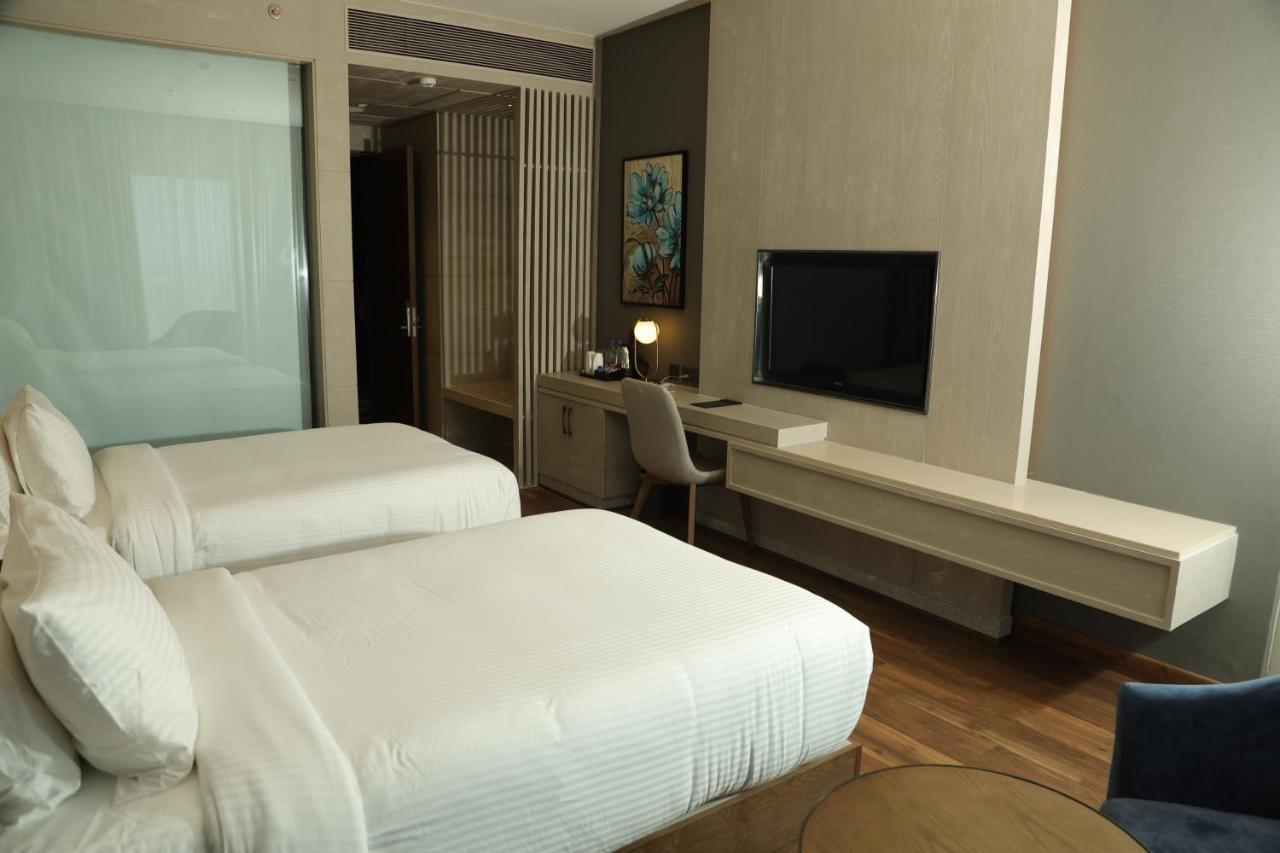Wyndham Chandigarh Mohali Exterior foto