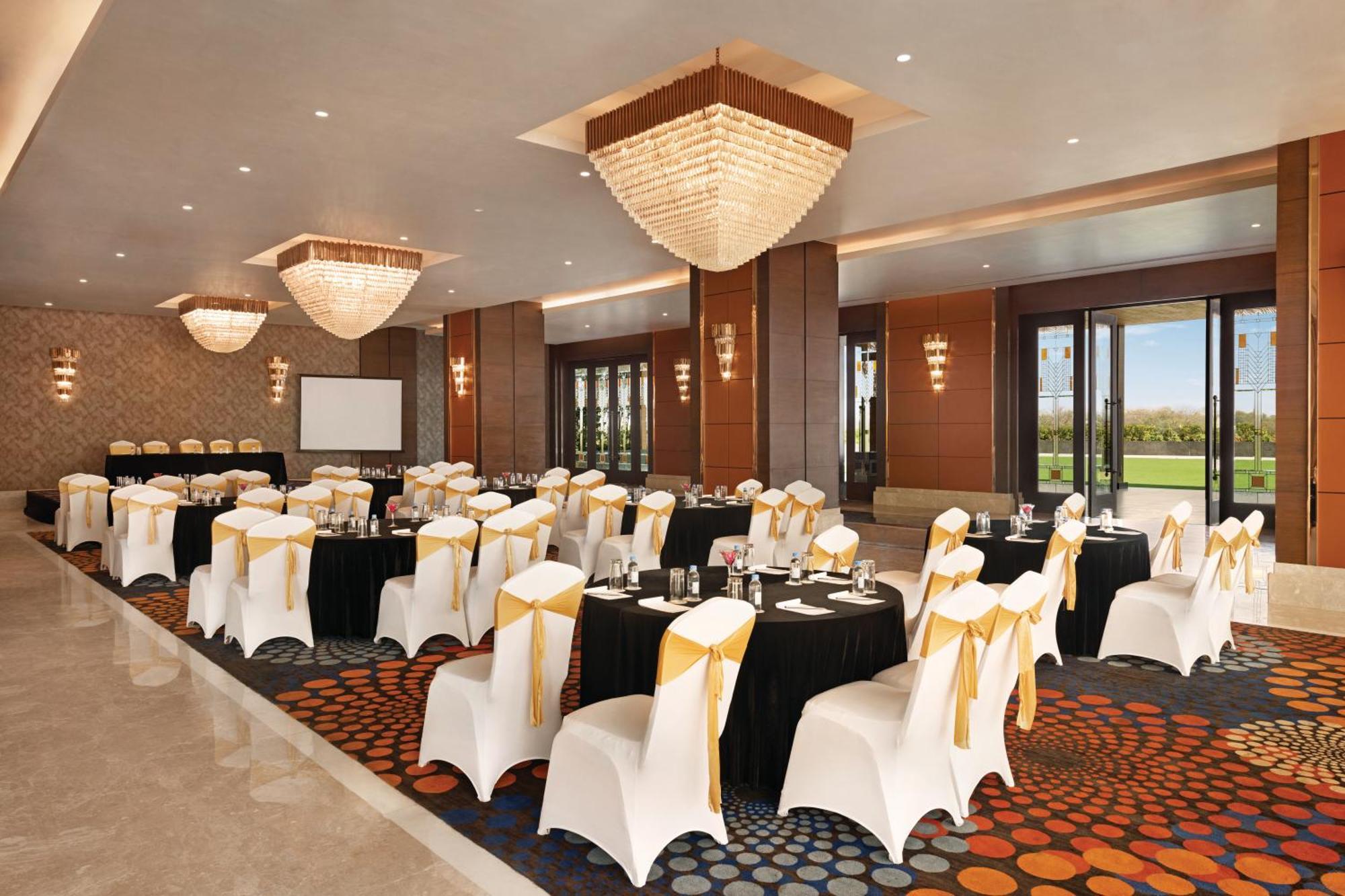 Wyndham Chandigarh Mohali Exterior foto